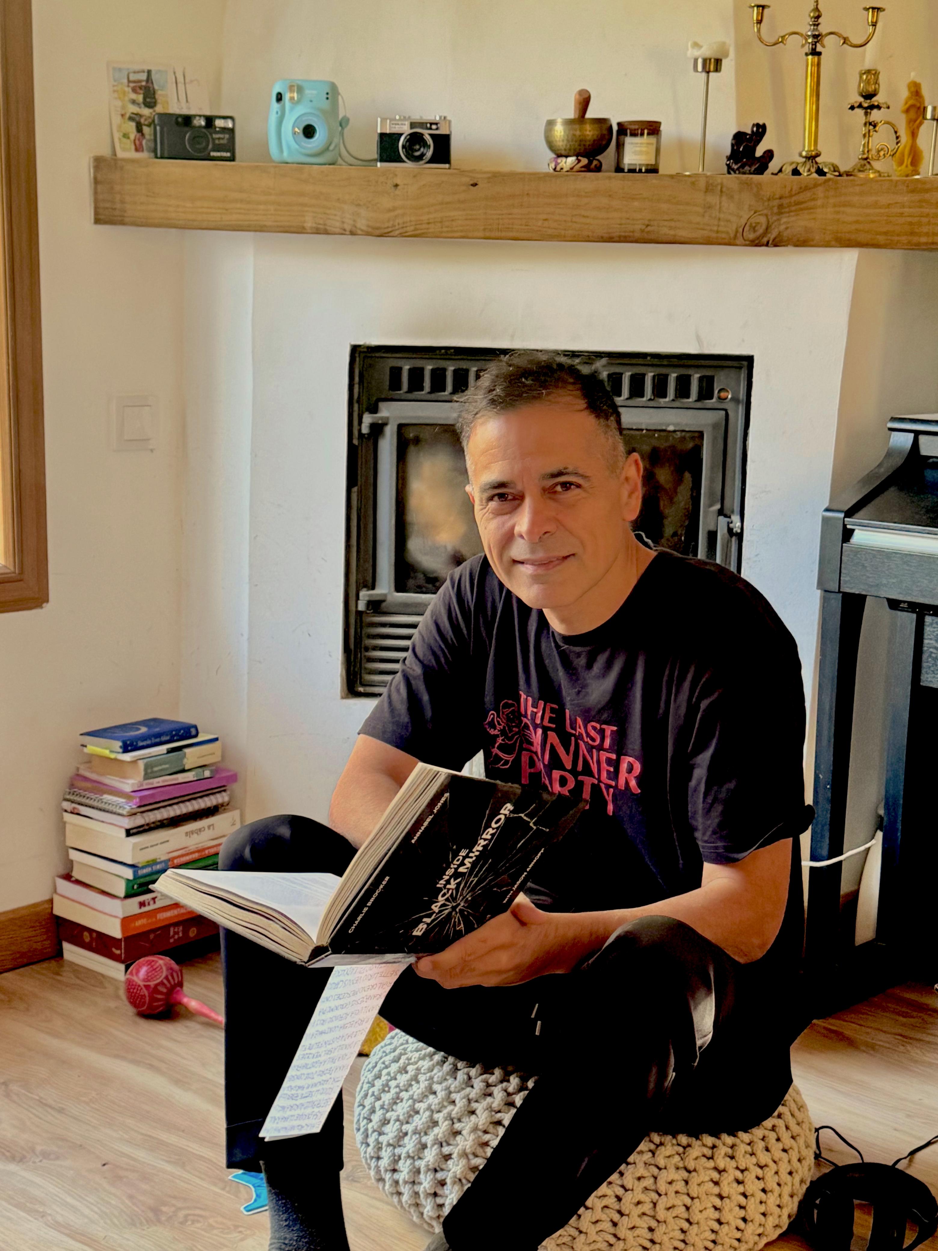 Héctor Palacio, founder and executive producer de palaceAI